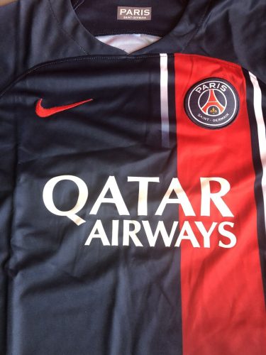 Paris Saint-Germain | Primera equipación 23/24 photo review