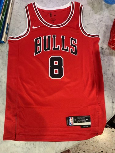 Chicago Bulls | Camiseta Icon 22/23 photo review